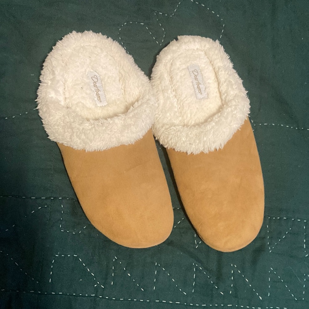 Dearfoams Size 8 slippers womens worn twice